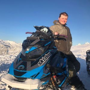 Meet your Posher, Colby